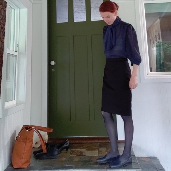 Meet your Posher, Tiffany - Picture 2 of 2